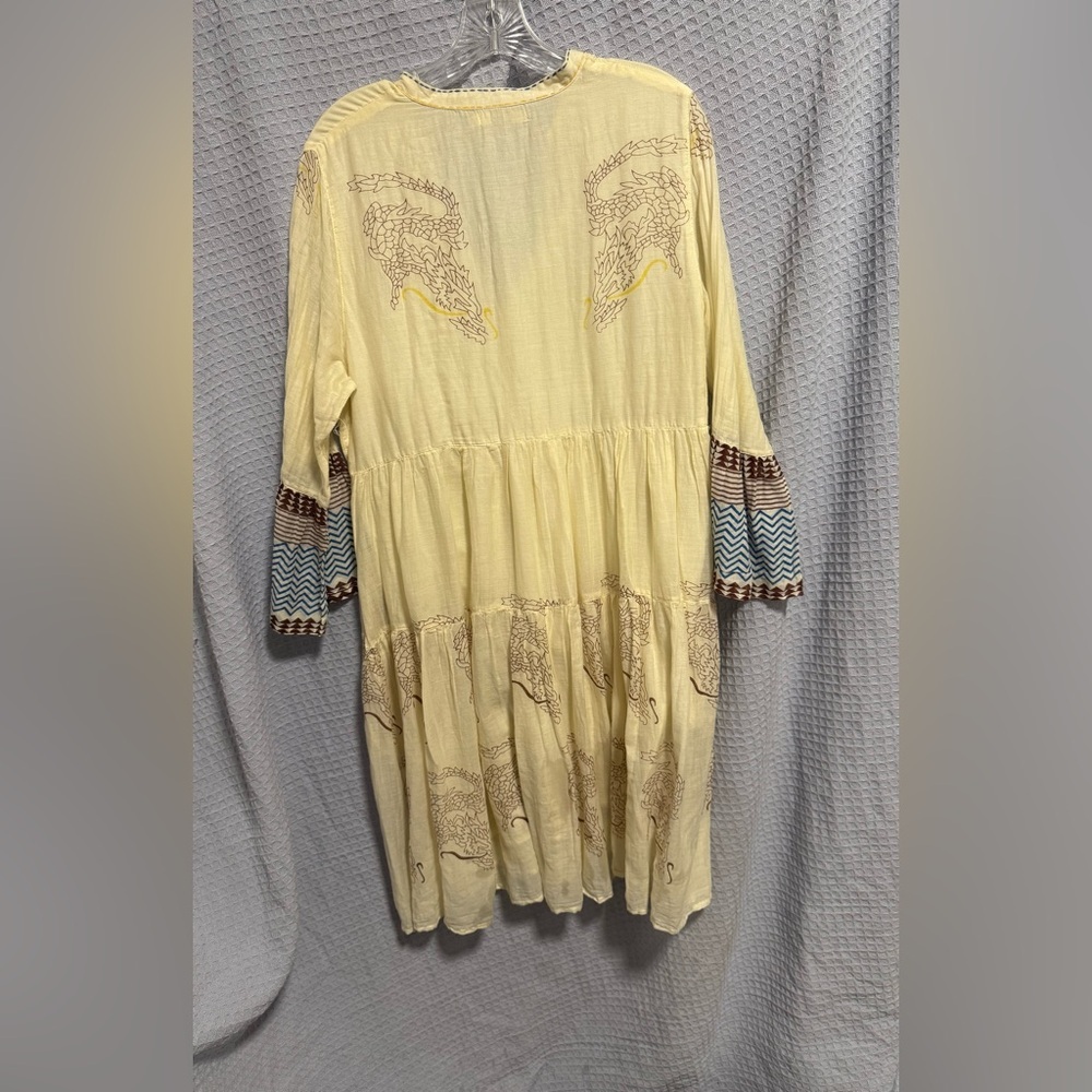 Dolma Bohemian ivory Dress with Patterned Sleeves size large - Picture 3 of 9